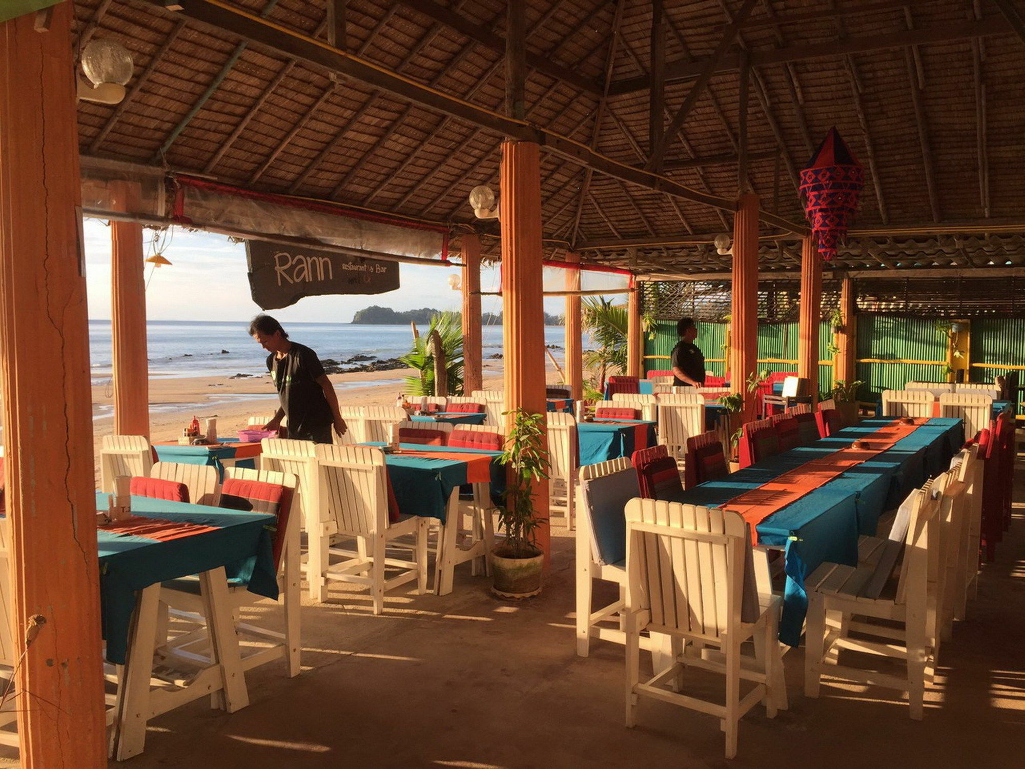 Rann Chalet Beach Side Ko Lanta Esterno foto